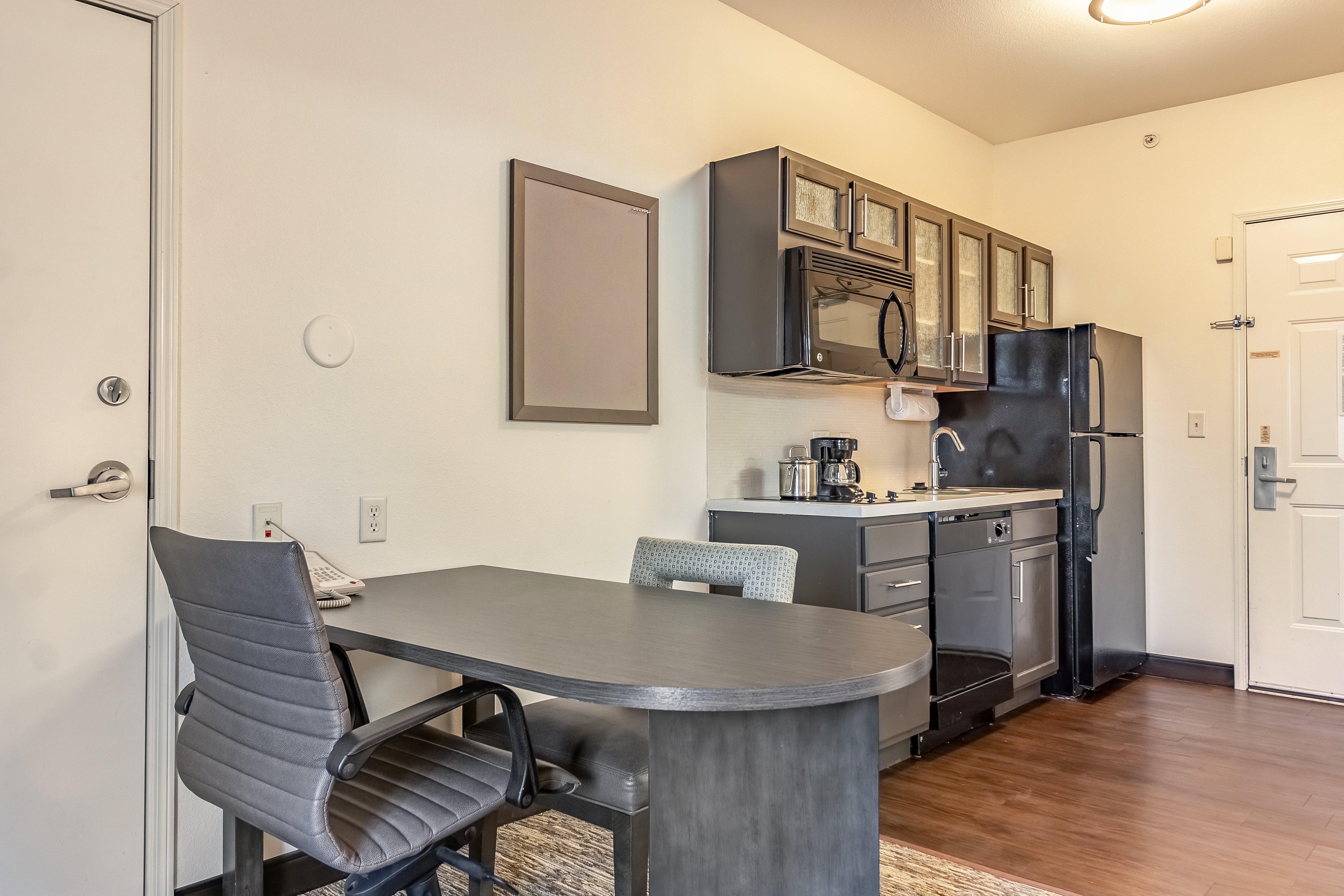 Candlewood Suites Lincoln By Ihg Zewnętrze zdjęcie