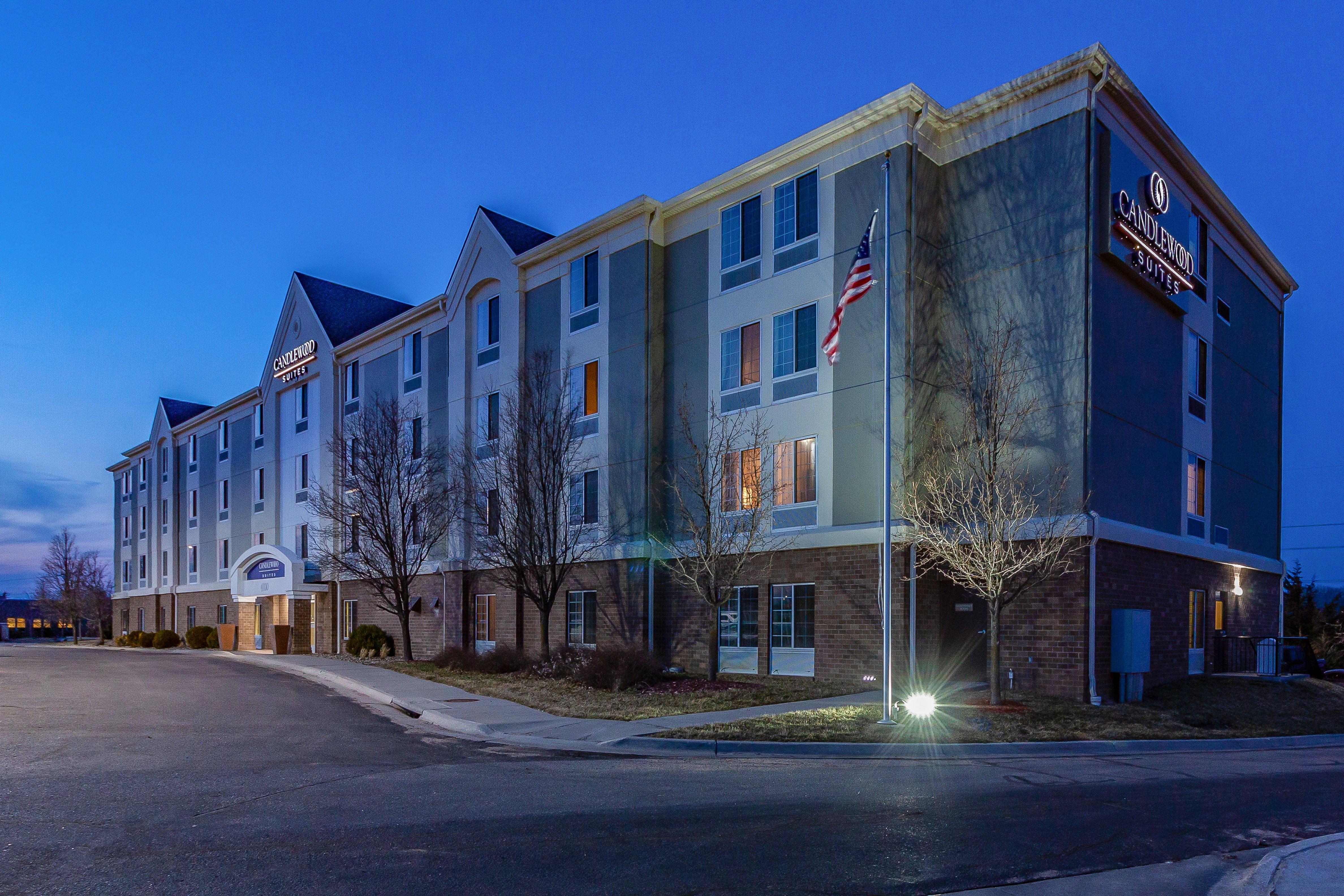 Candlewood Suites Lincoln By Ihg Zewnętrze zdjęcie