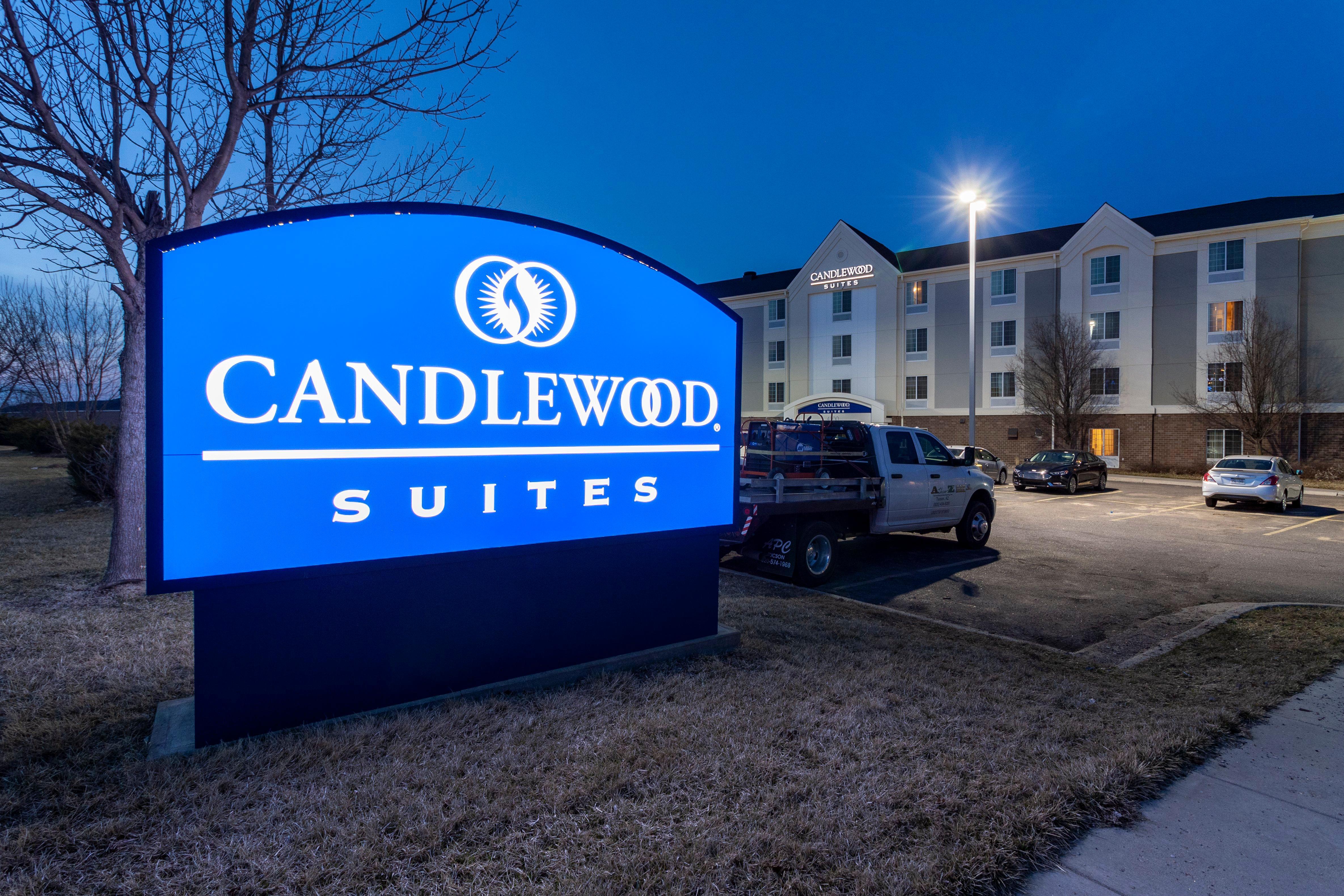 Candlewood Suites Lincoln By Ihg Zewnętrze zdjęcie