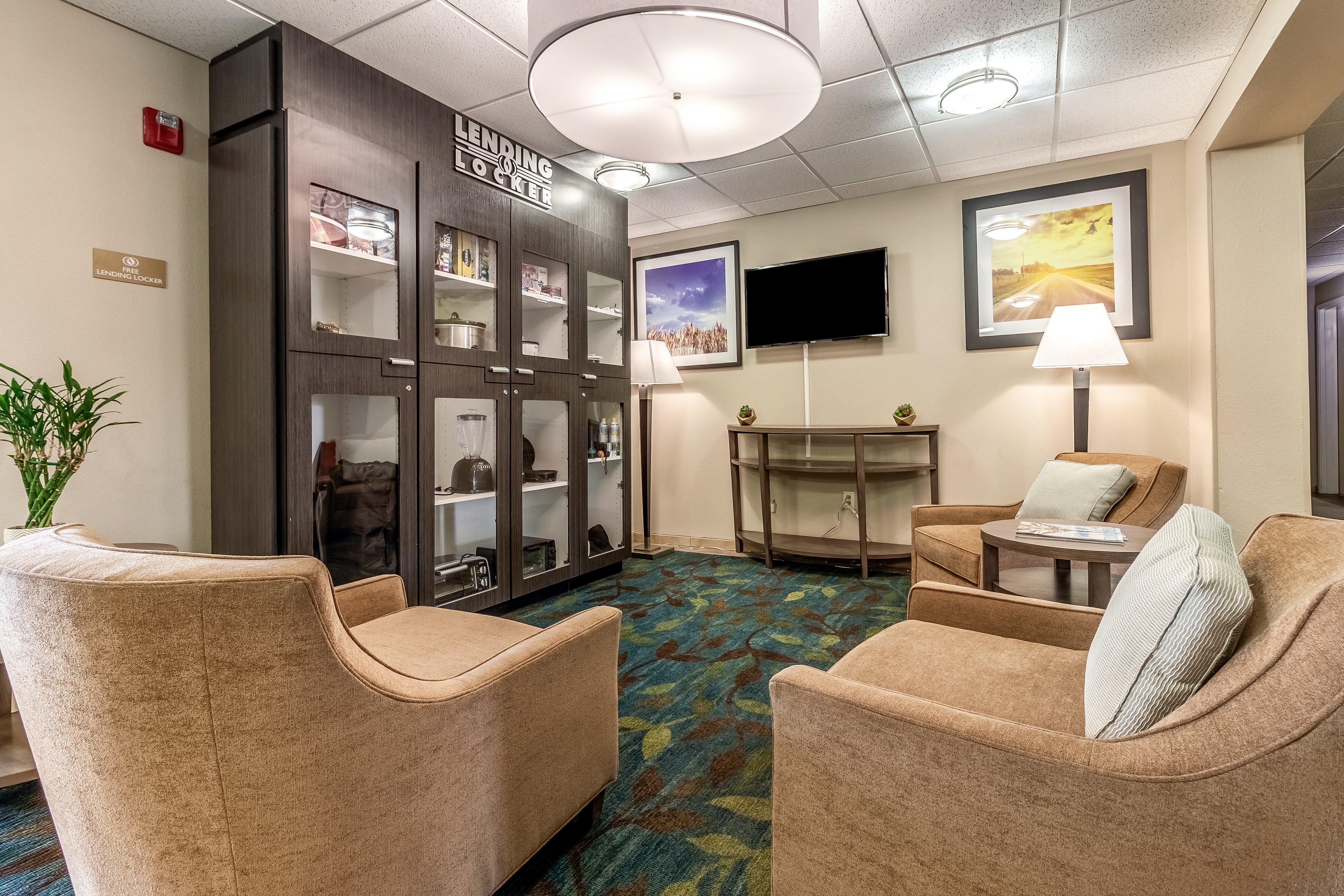 Candlewood Suites Lincoln By Ihg Zewnętrze zdjęcie