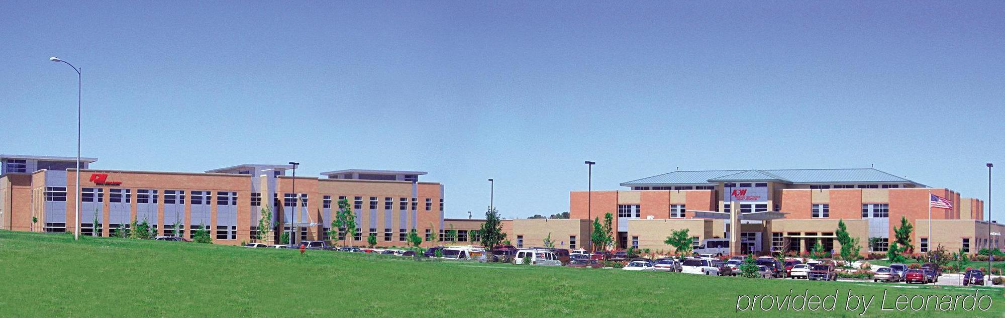 Candlewood Suites Lincoln By Ihg Zewnętrze zdjęcie
